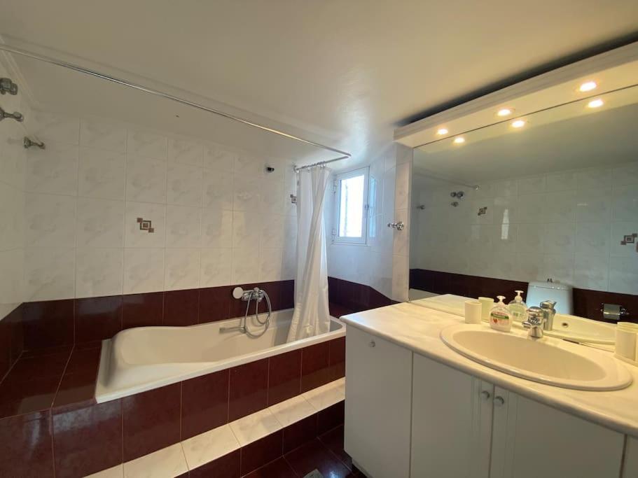 2-Bedroom Apartment In Athina Αθήνα Εξωτερικό φωτογραφία